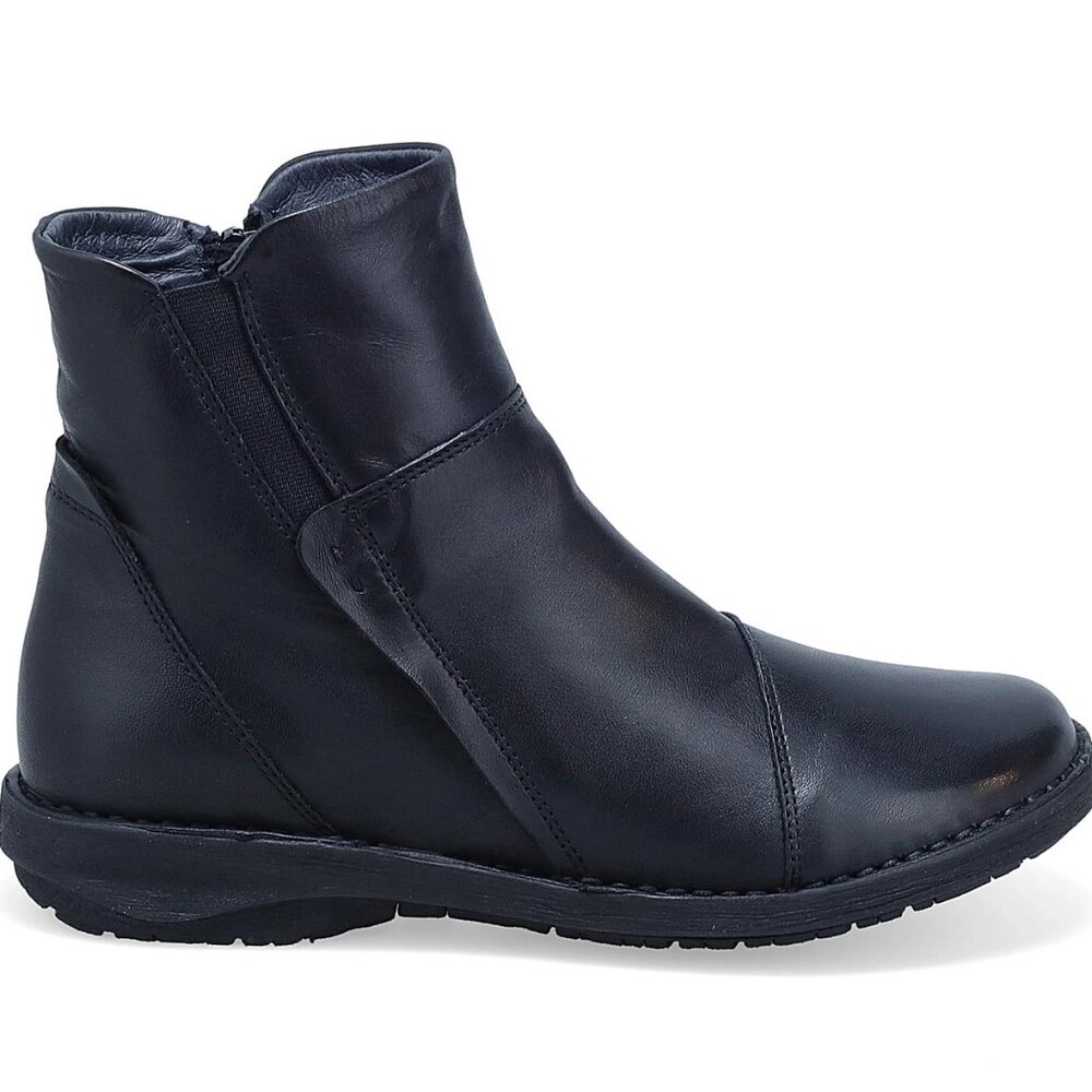 New Miz Mooz Parton Boots in Black
